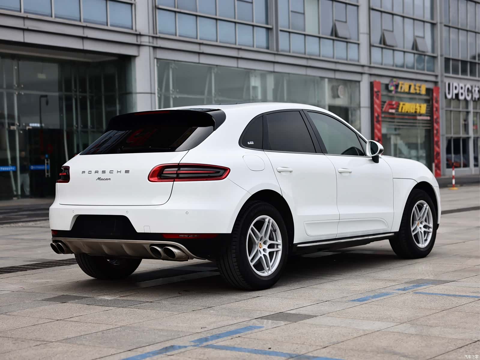 Porsche Macan, 2018 все фото