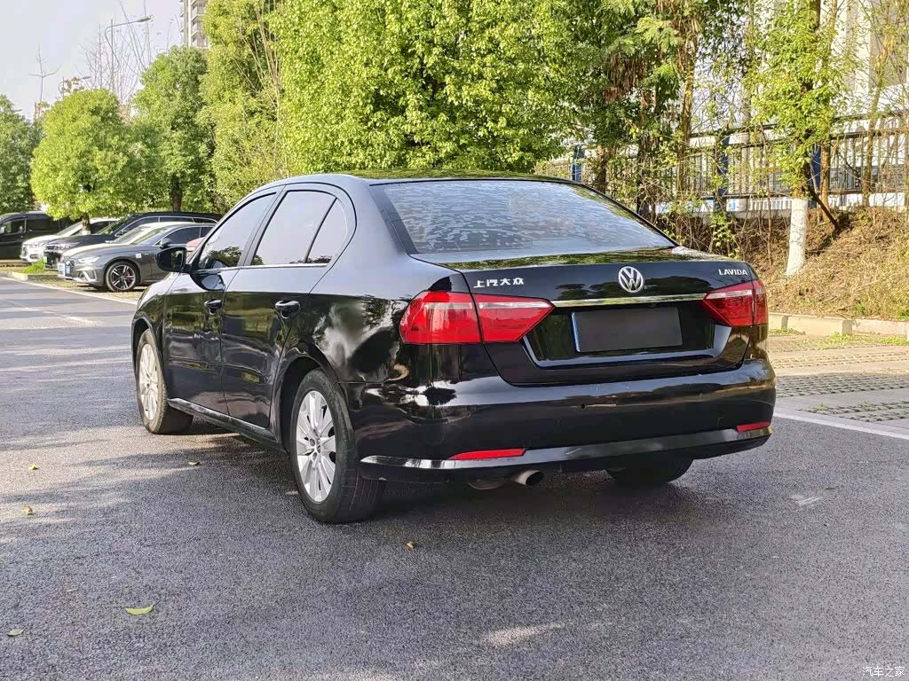 Volkswagen Lavida, 2015 6