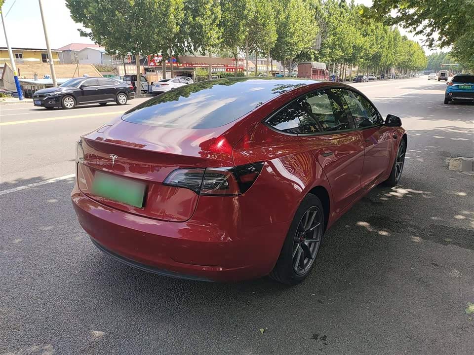 Tesla Model 3 Tesla Model 3