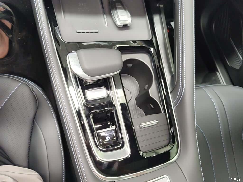 Geely Preface, 2026 14