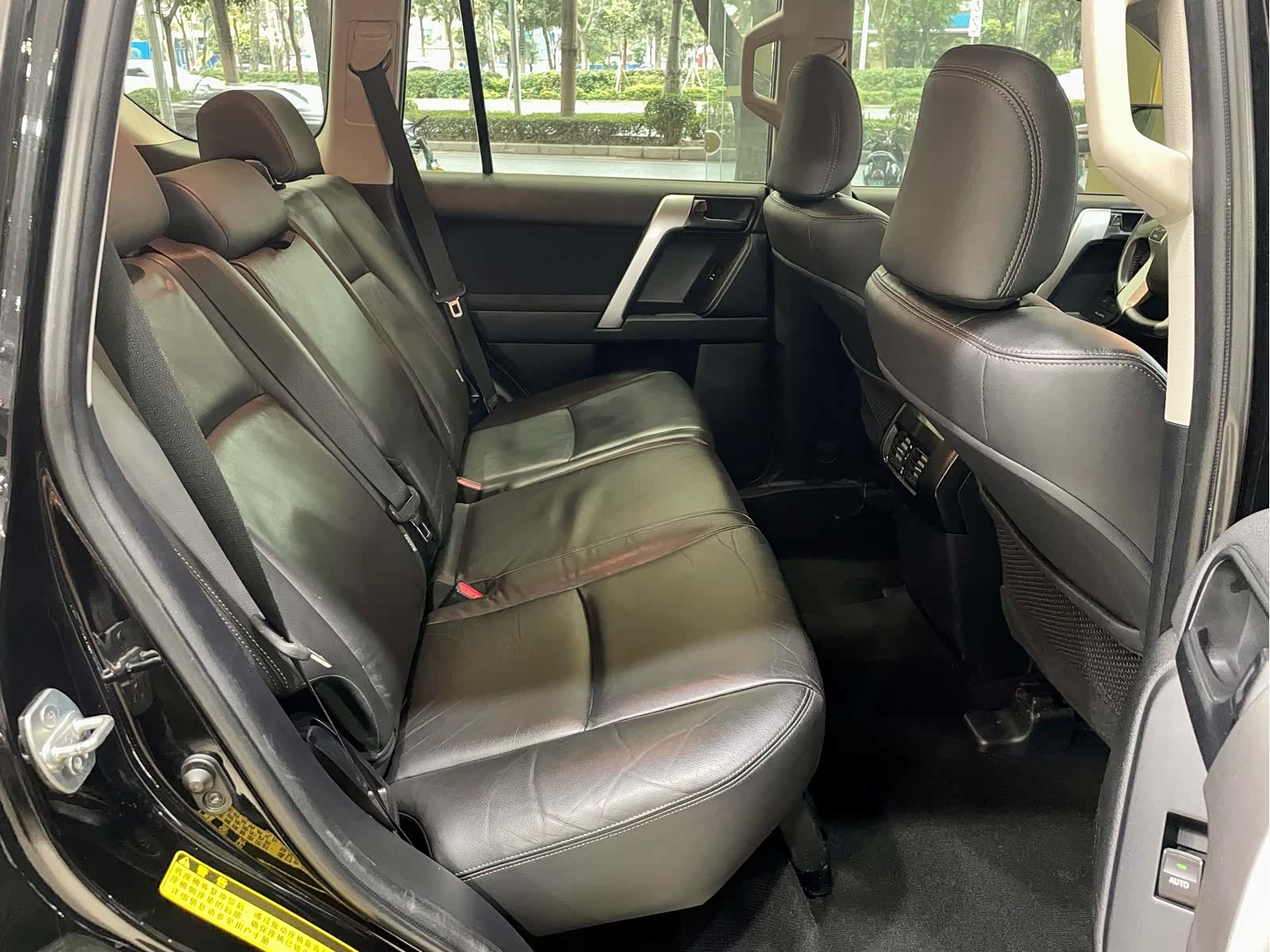 Toyota Prado, 2015 11