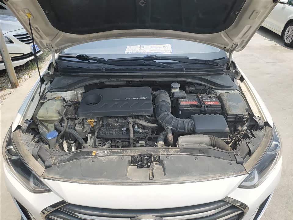 Hyundai Lead Hyundai Lead