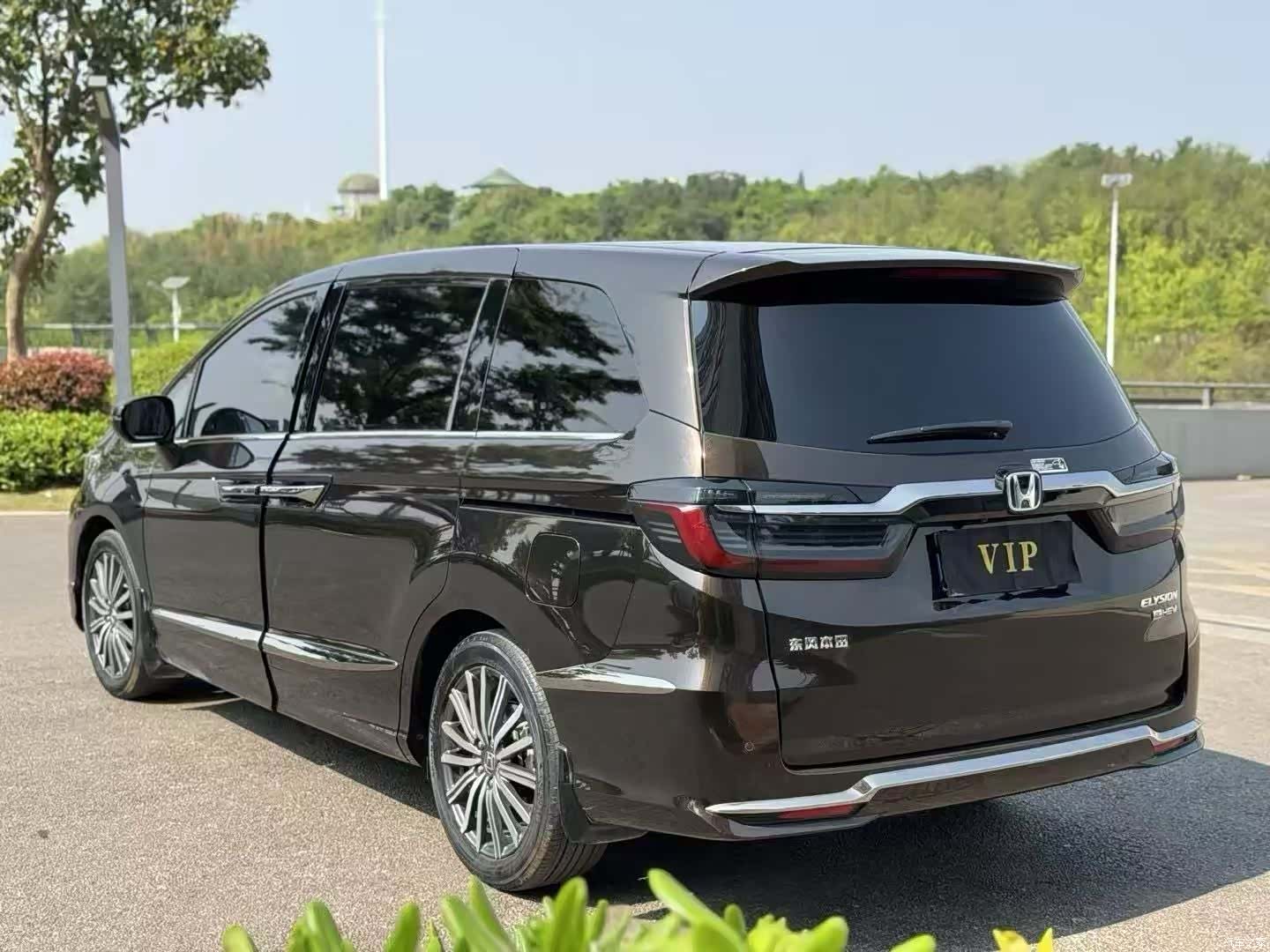 Honda Elysion, 2022 9