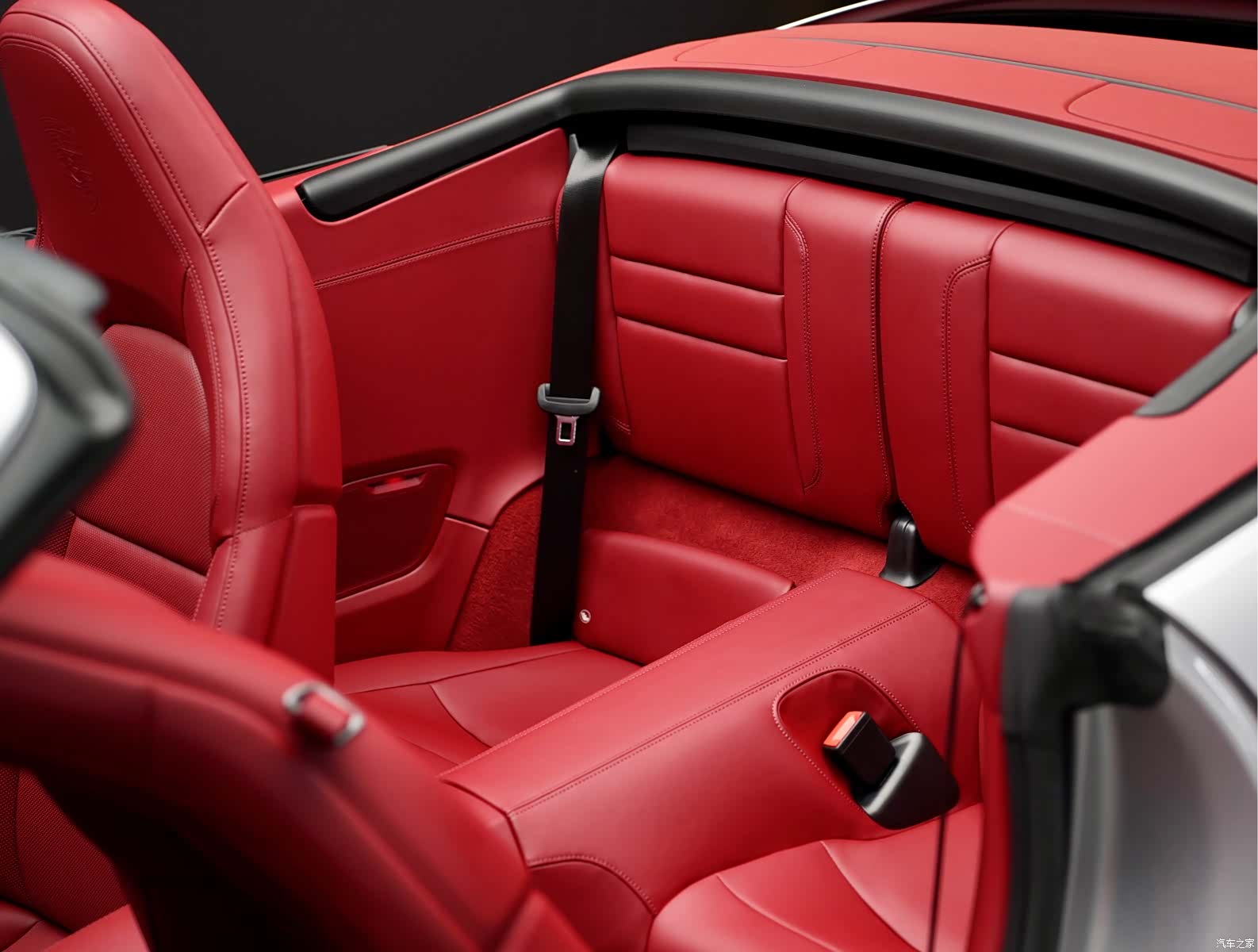 Porsche 911, 2023 12