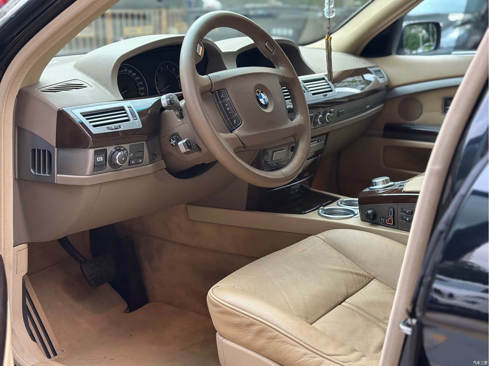 BMW 7 Series, 2008 4