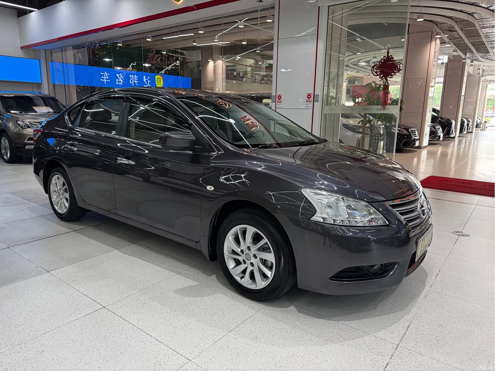 Nissan Sylphy, 2012 3