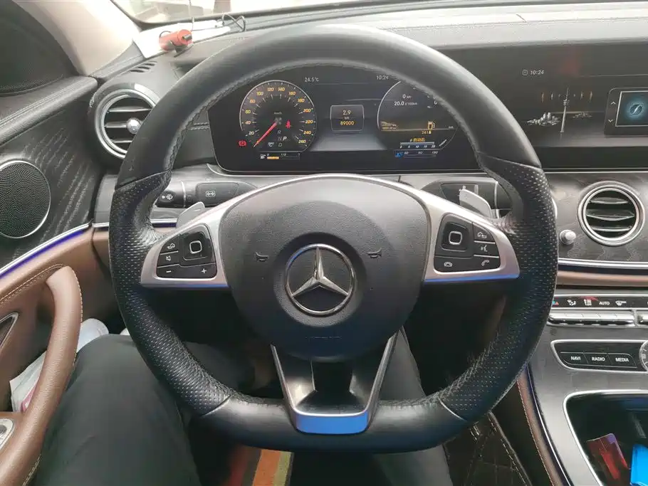 Mercedes-Benz E-class Mercedes-Benz E-class