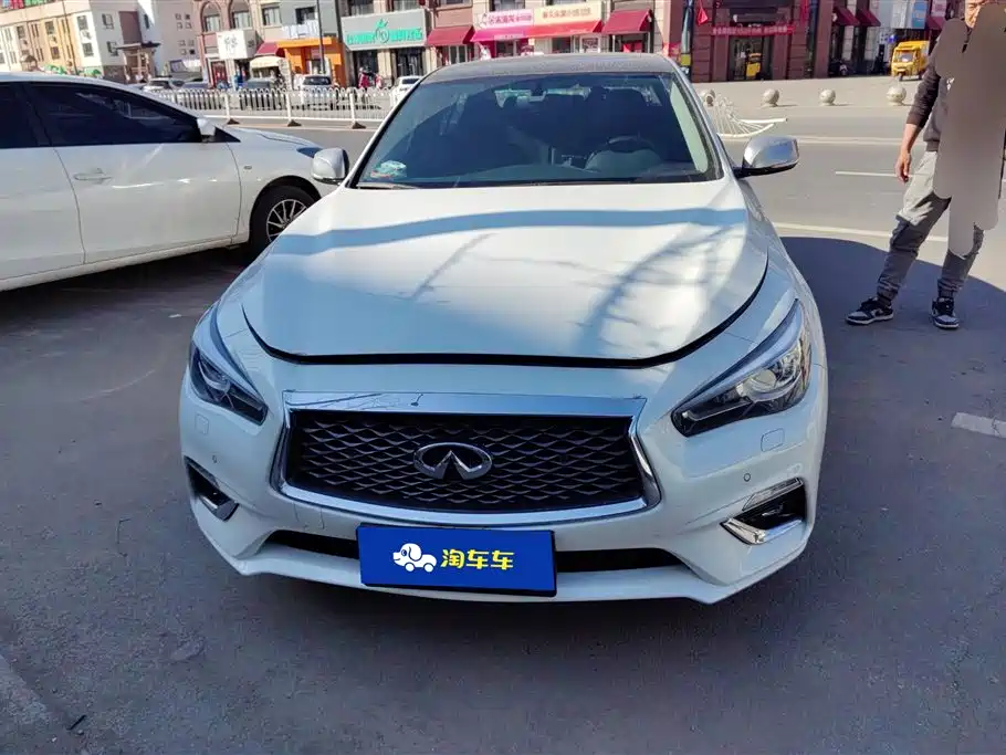 Infiniti Q50L Infiniti Q50L