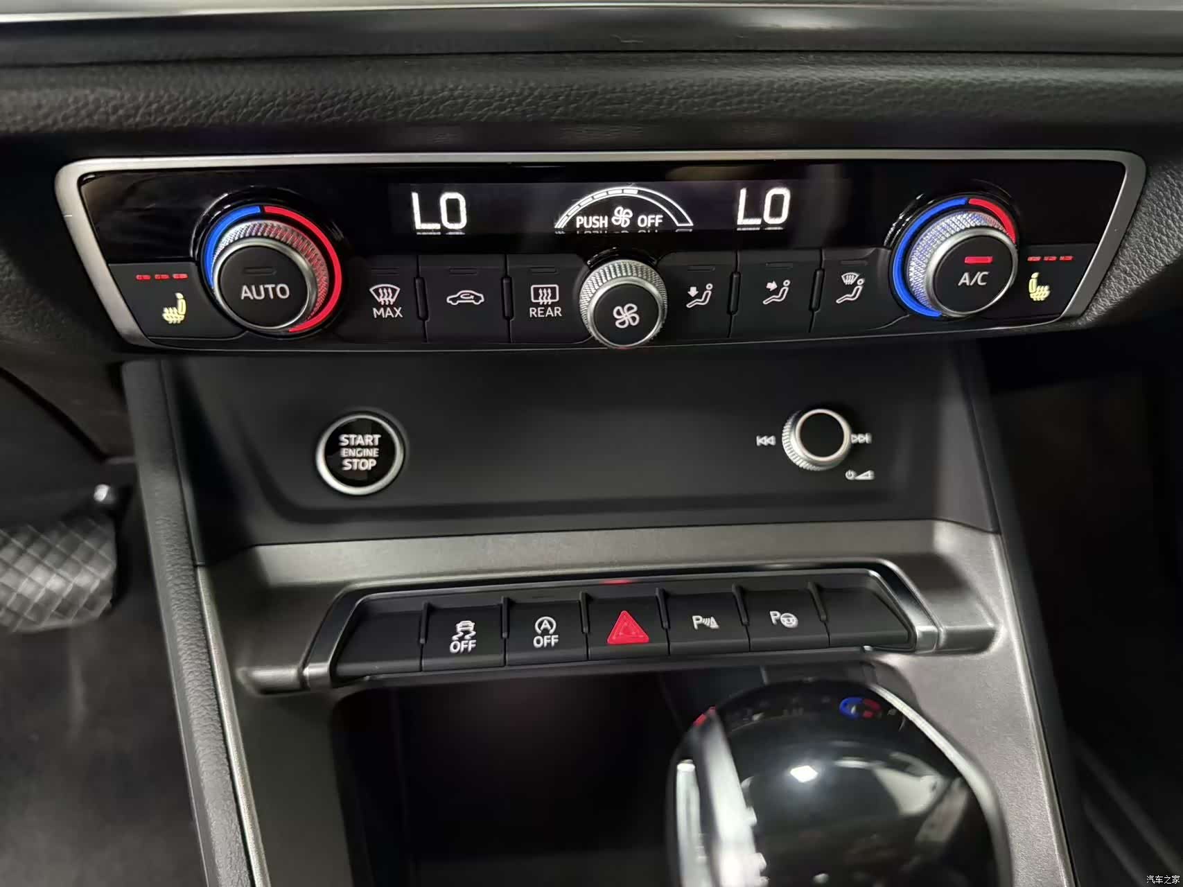 Audi Q3, 2022 14