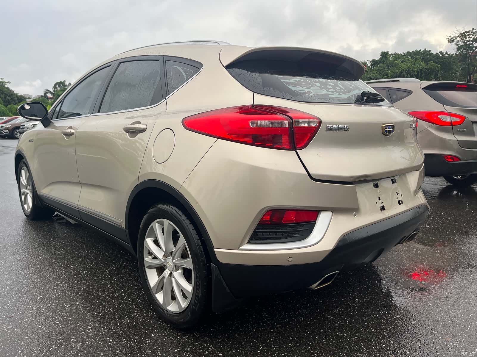 Geely Emgrand, 2018 14