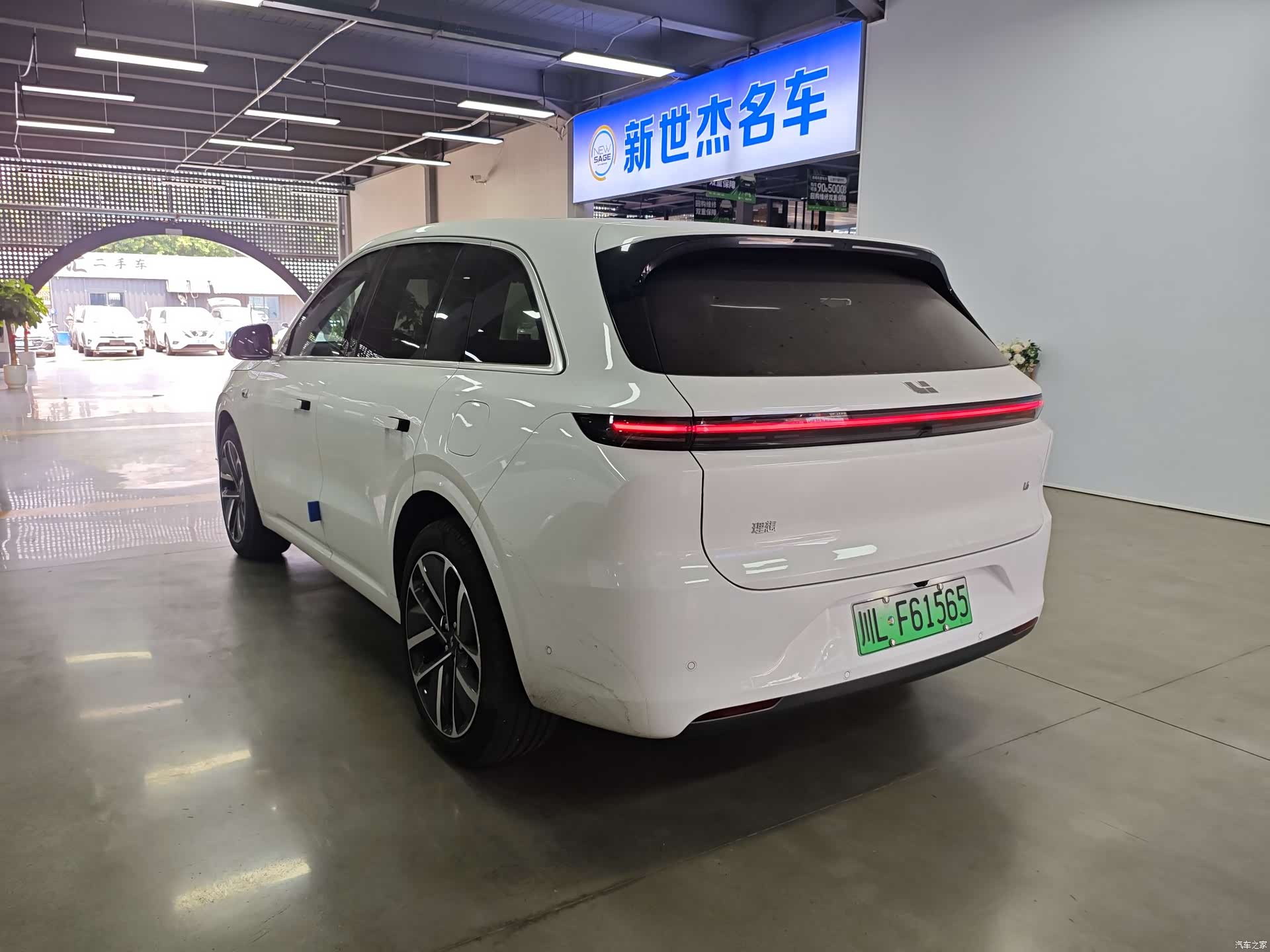 Li Auto L6, 2025 10