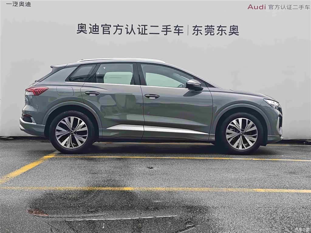 Audi Q4 e-tron, 2025 3