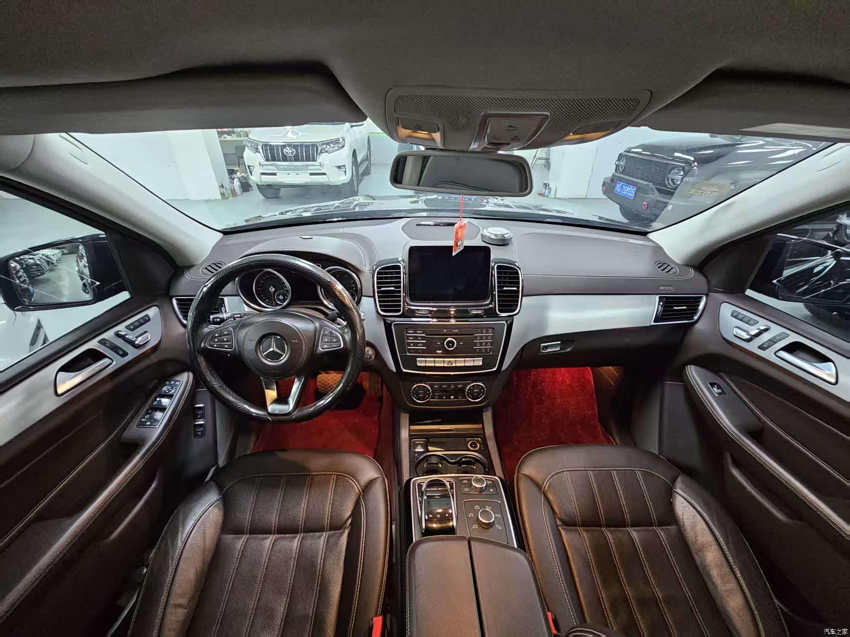 Mercedes-Benz GLS, 2016 10