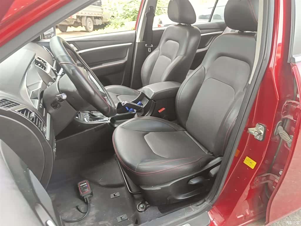 Geely Emgrand, 2015 15