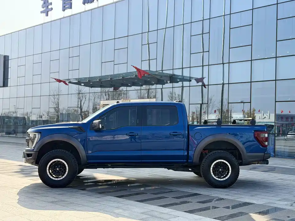 Ford F-150 Raptor