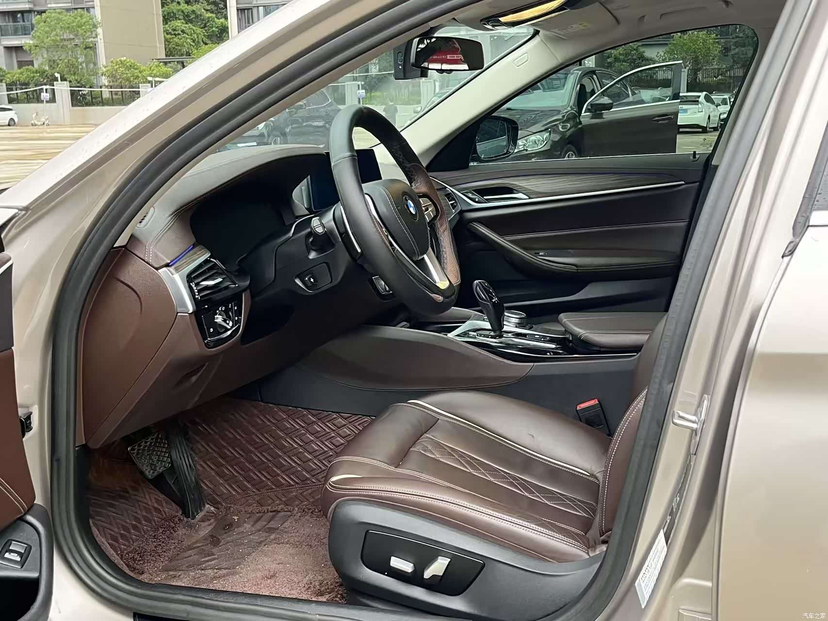 BMW 5 Series, 2019 4