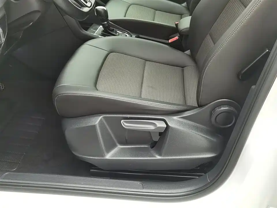 Volkswagen Golf*Jiayu