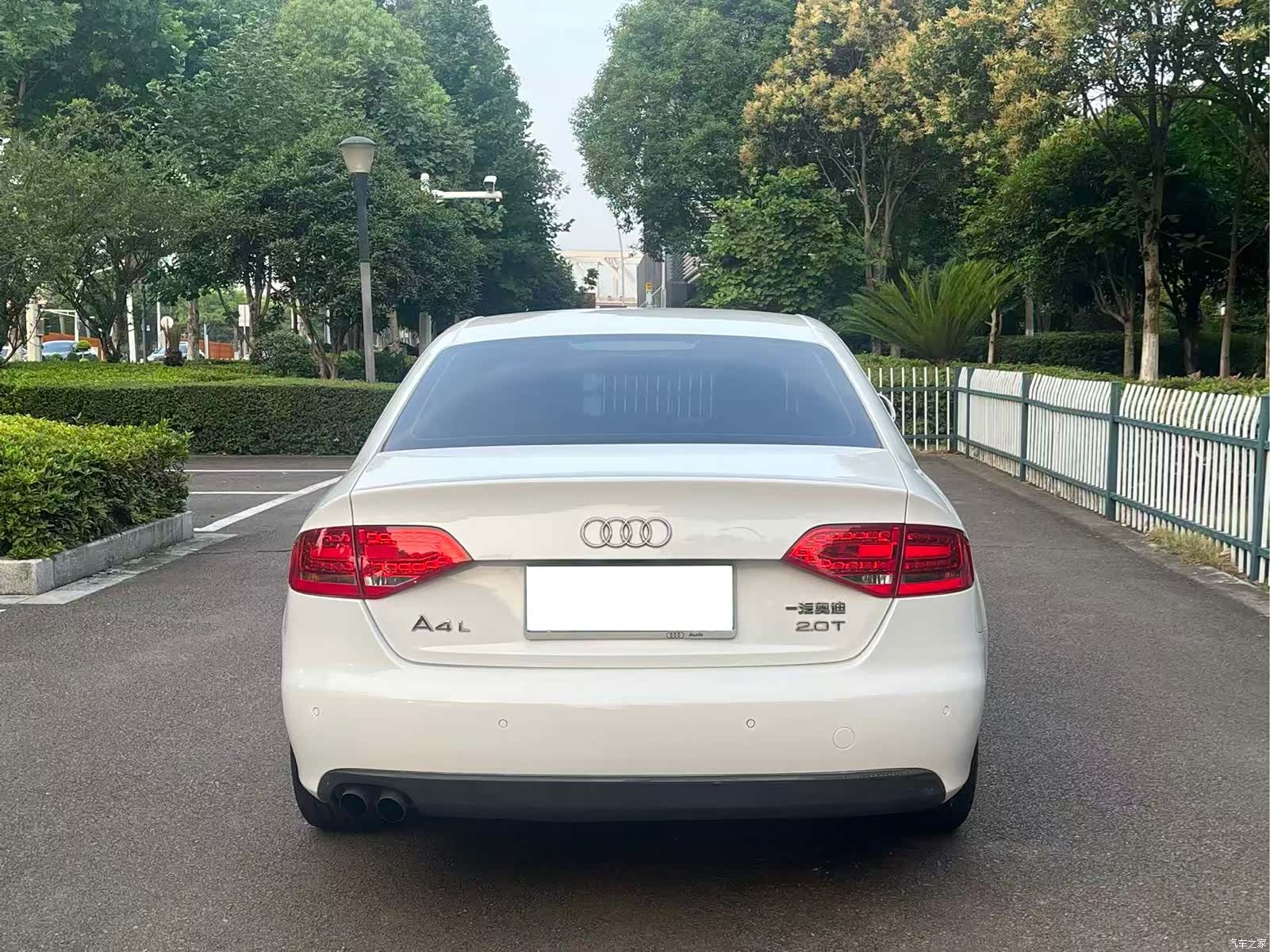 Audi A4L, 2011 8