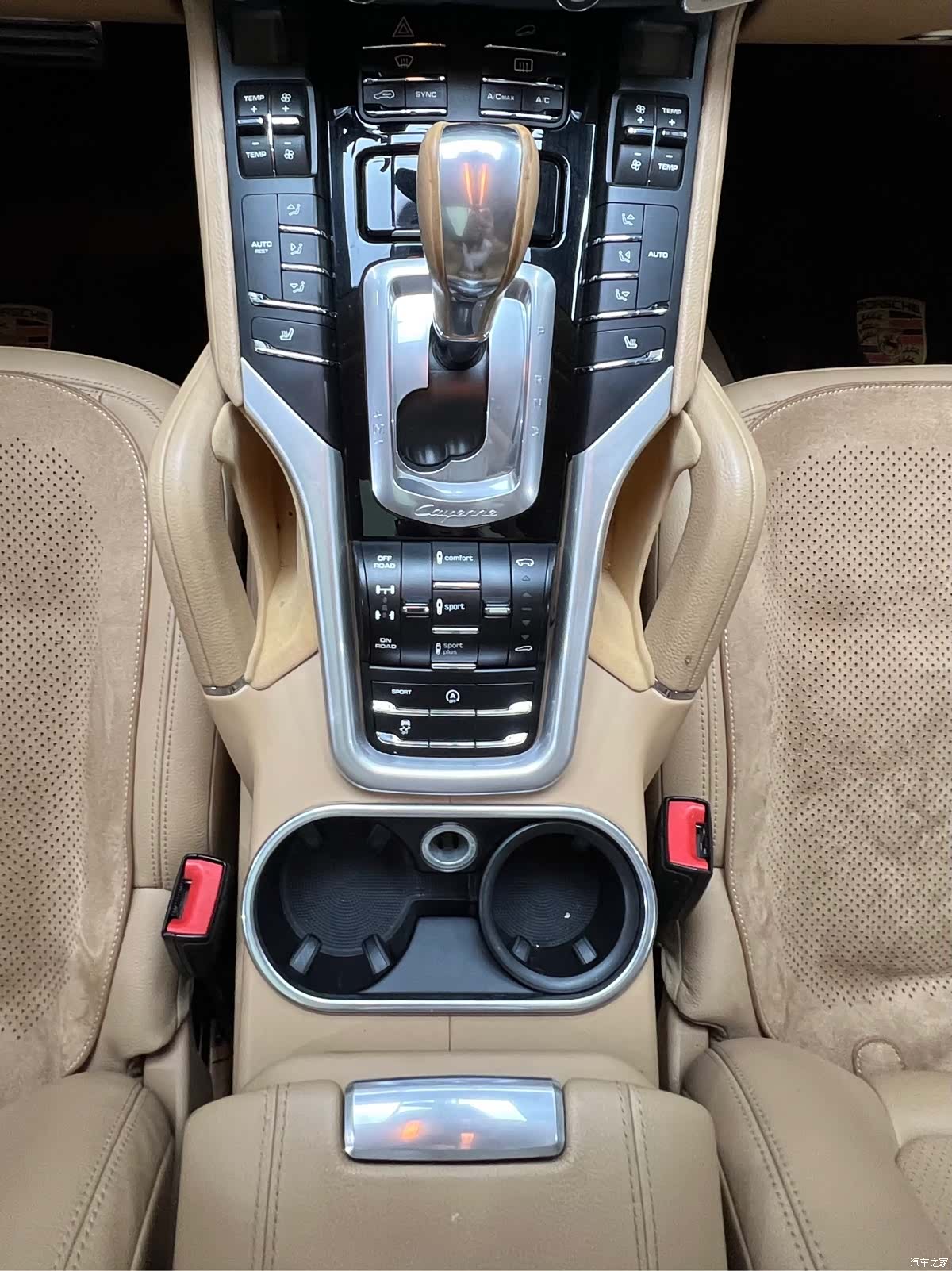 Porsche Cayenne, 2015 16