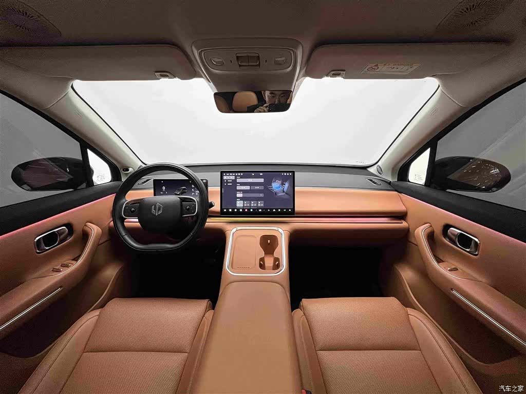 Leapmotor C16, 2025 16