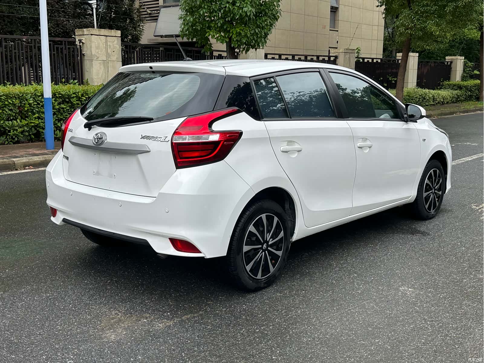 Toyota YARiS L, 2019 4