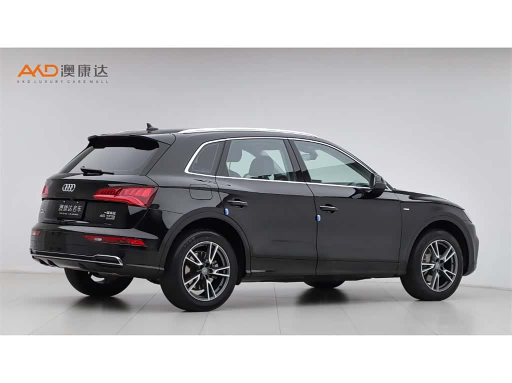 Audi Q5L, 2019 3