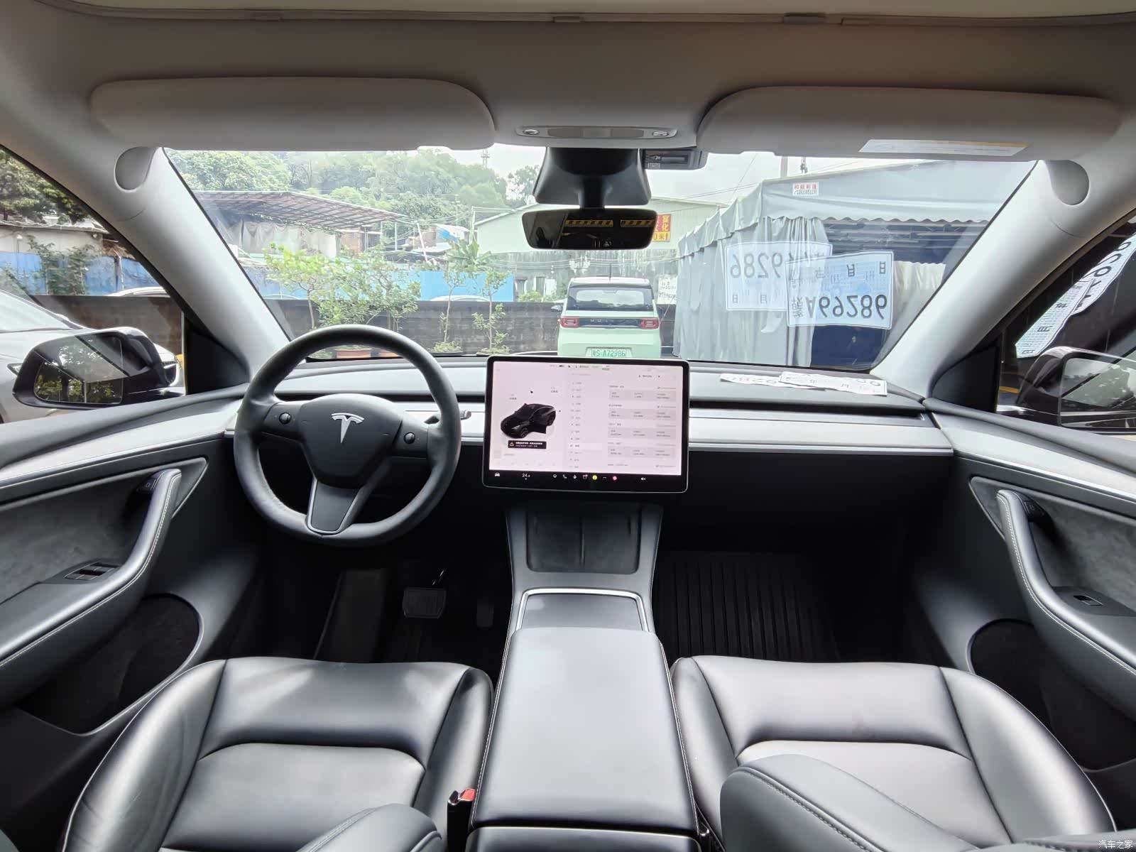 Tesla Model Y, 2023 10