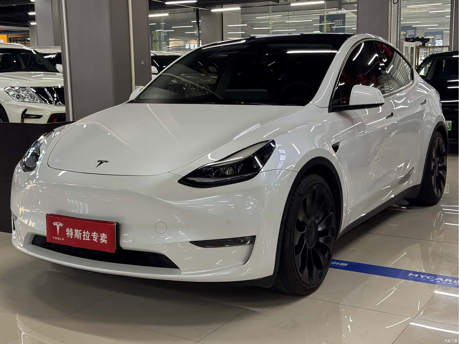Tesla Model Y, 2022 1