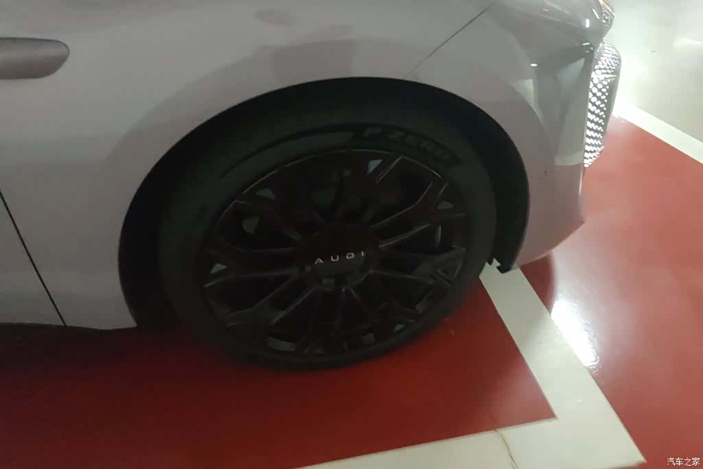 Audi TT, 2026 6