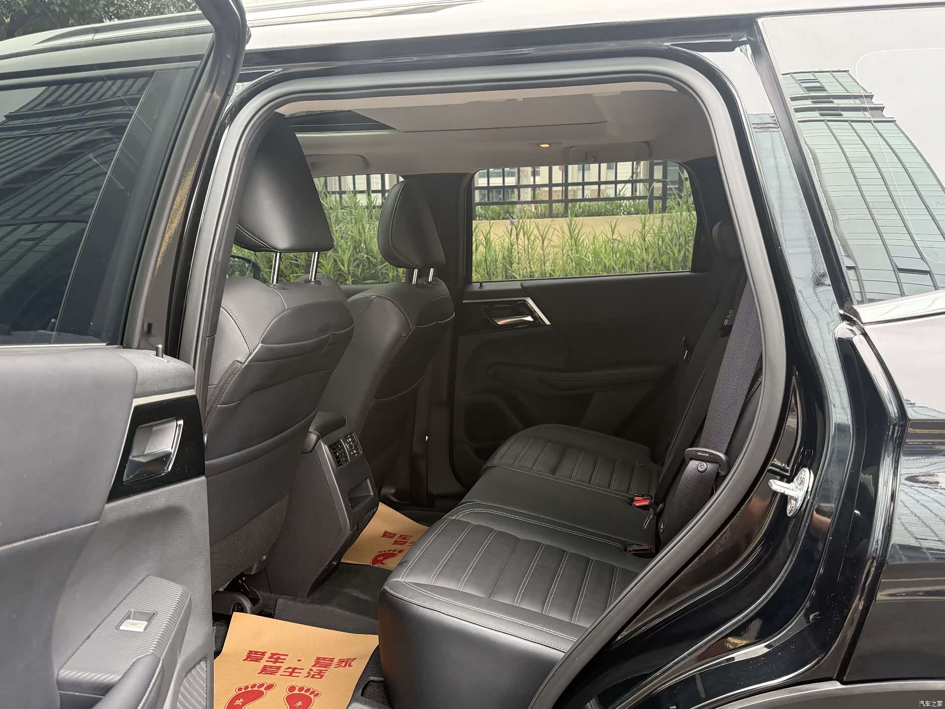 Mitsubishi Outlander, 2023 11