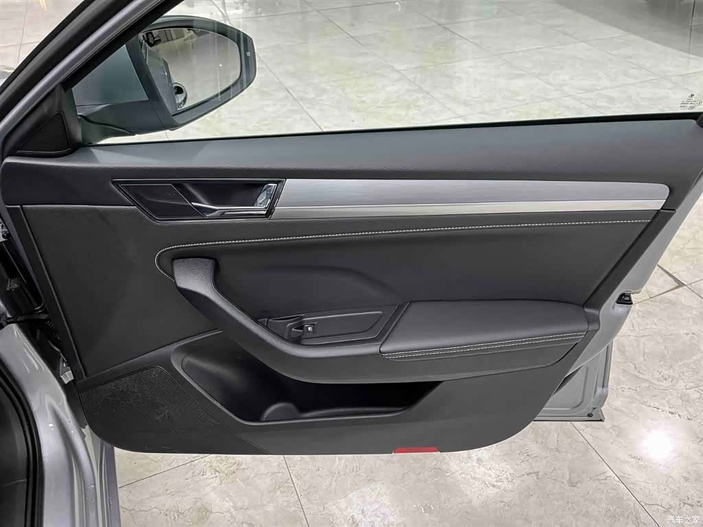 Skoda Superb, 2024 12