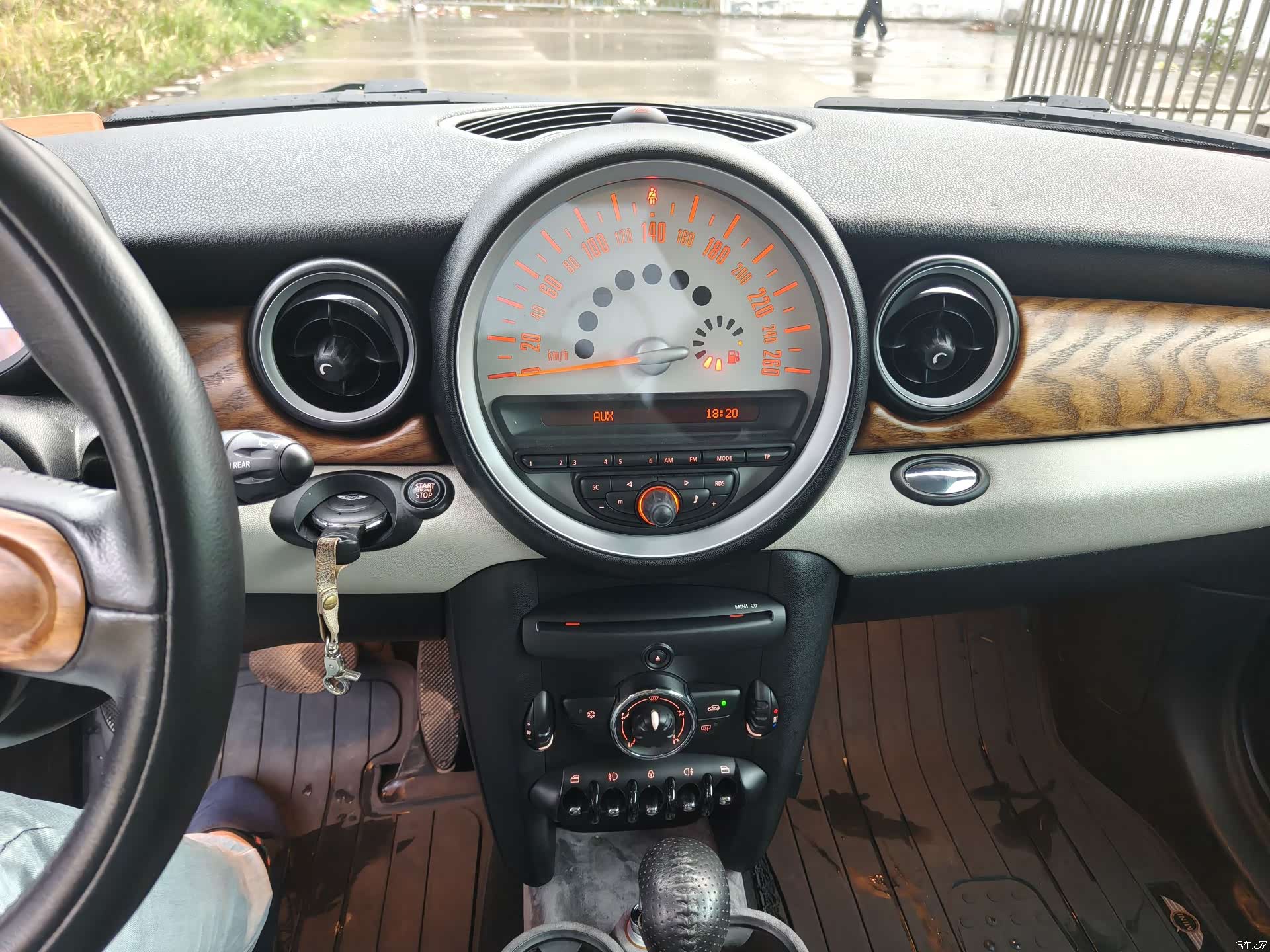 Mini ONE, 2012 12