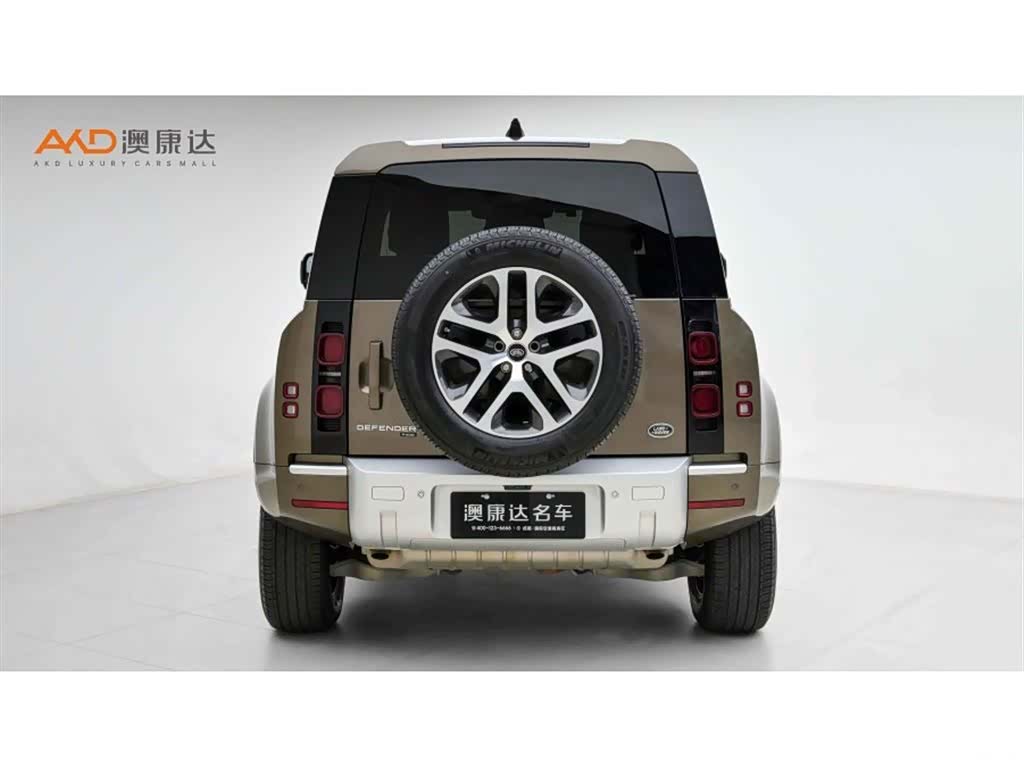 Land Rover Defender, 2023 4