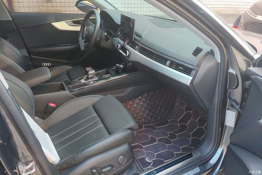 Audi A4L, 2021 8