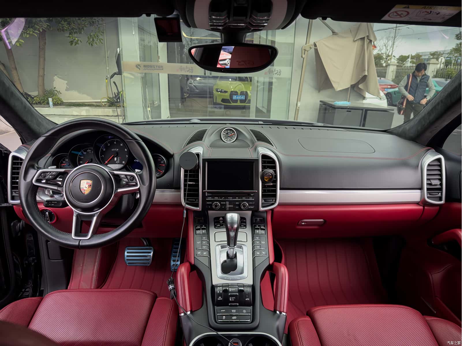 Porsche Cayenne, 2016 17