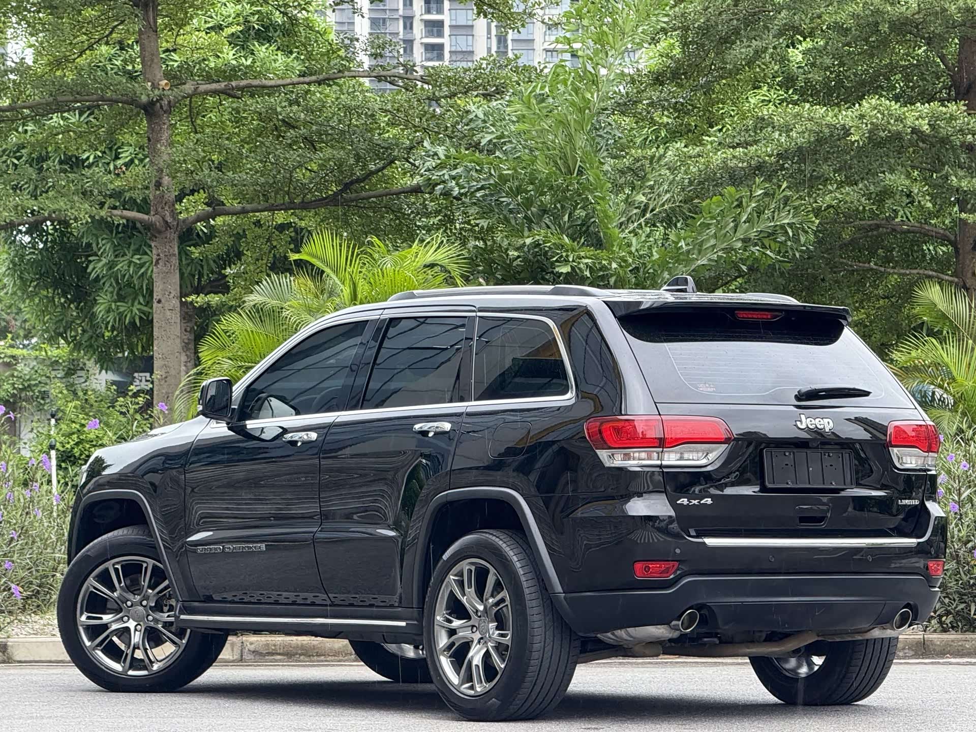 Jeep Grand Cherokee, 2021 4