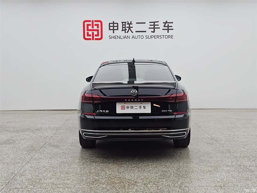 Volkswagen Passat, 2022 4