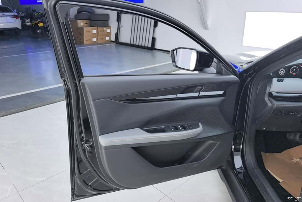 Changan UNI-V, 2022 7