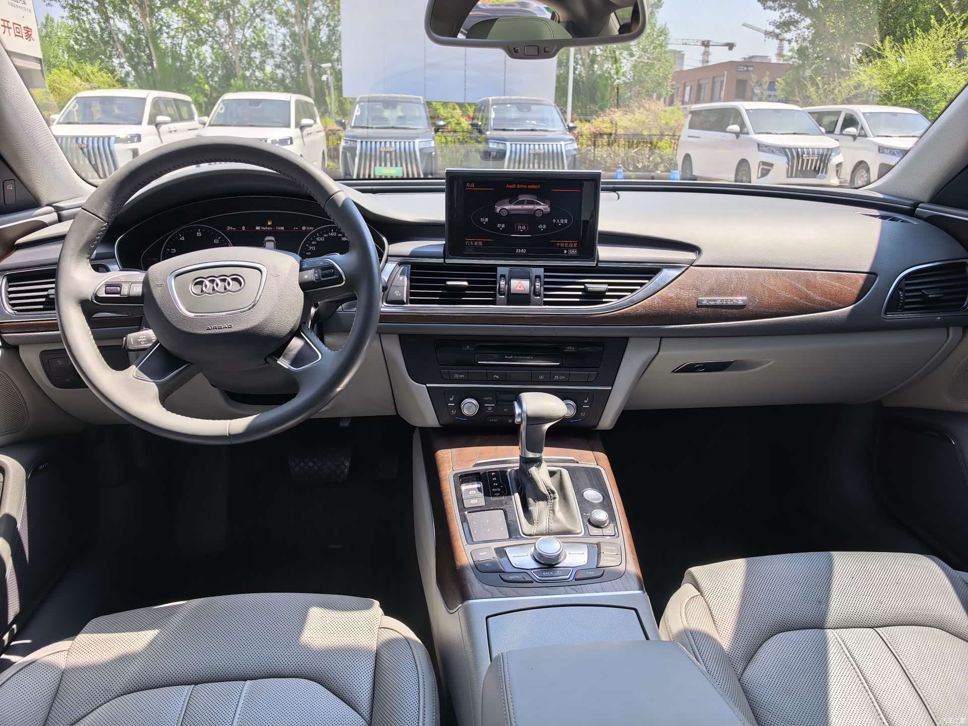 Audi A6L, 2014 8