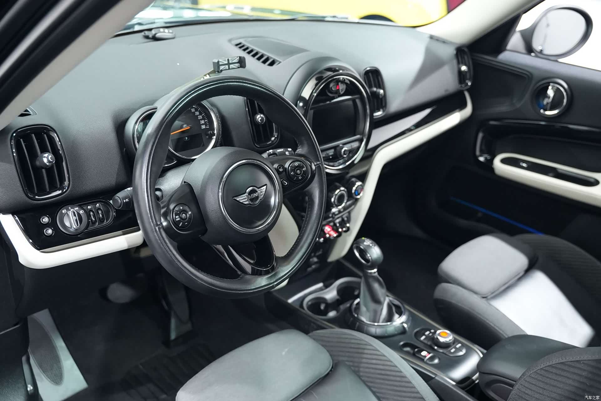 Mini Countryman, 2017 13