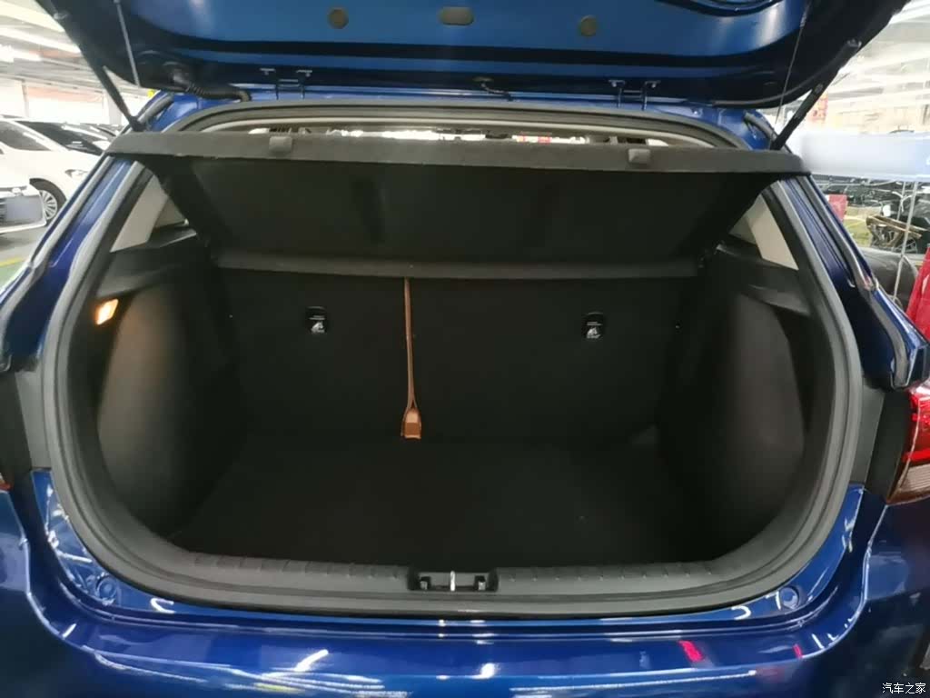 Kia KX, 2019 19