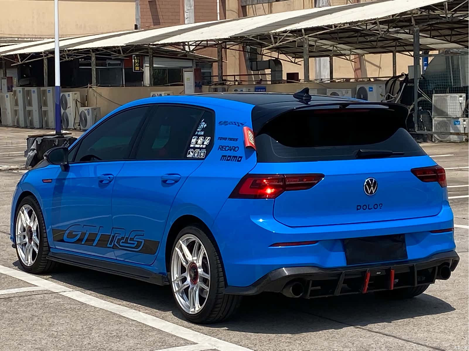 Volkswagen Golf, 2022 все фото