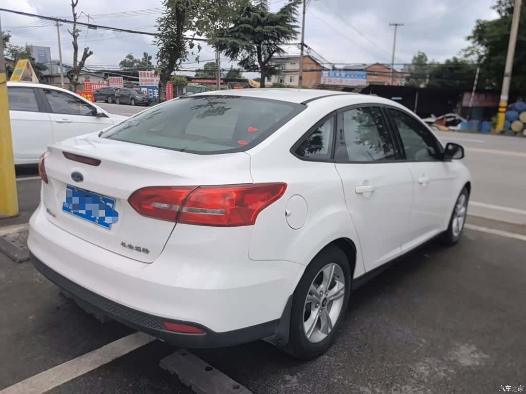 Ford Focus, 2018 7