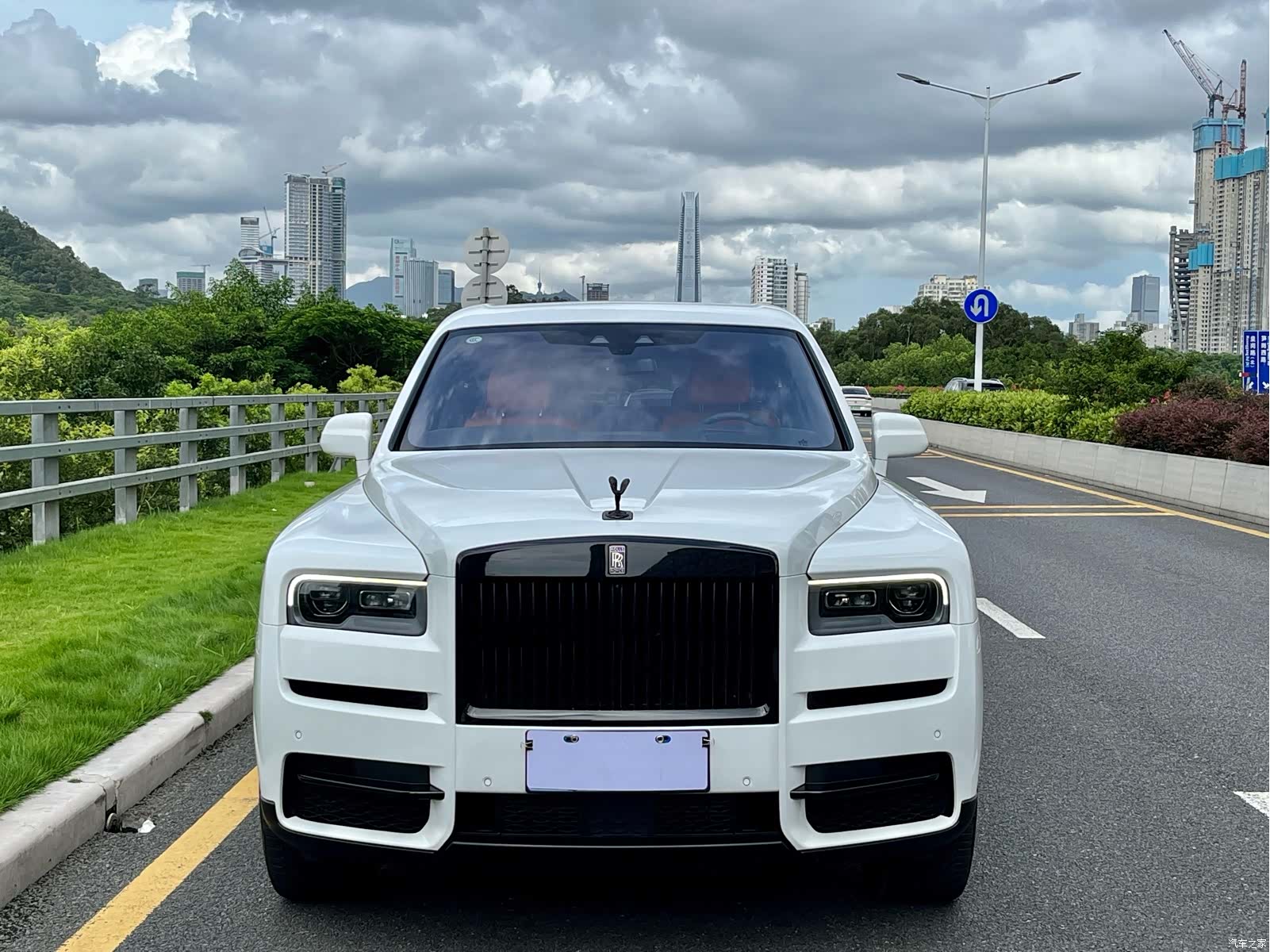 Rolls-Royce Cullinan, 2021 2
