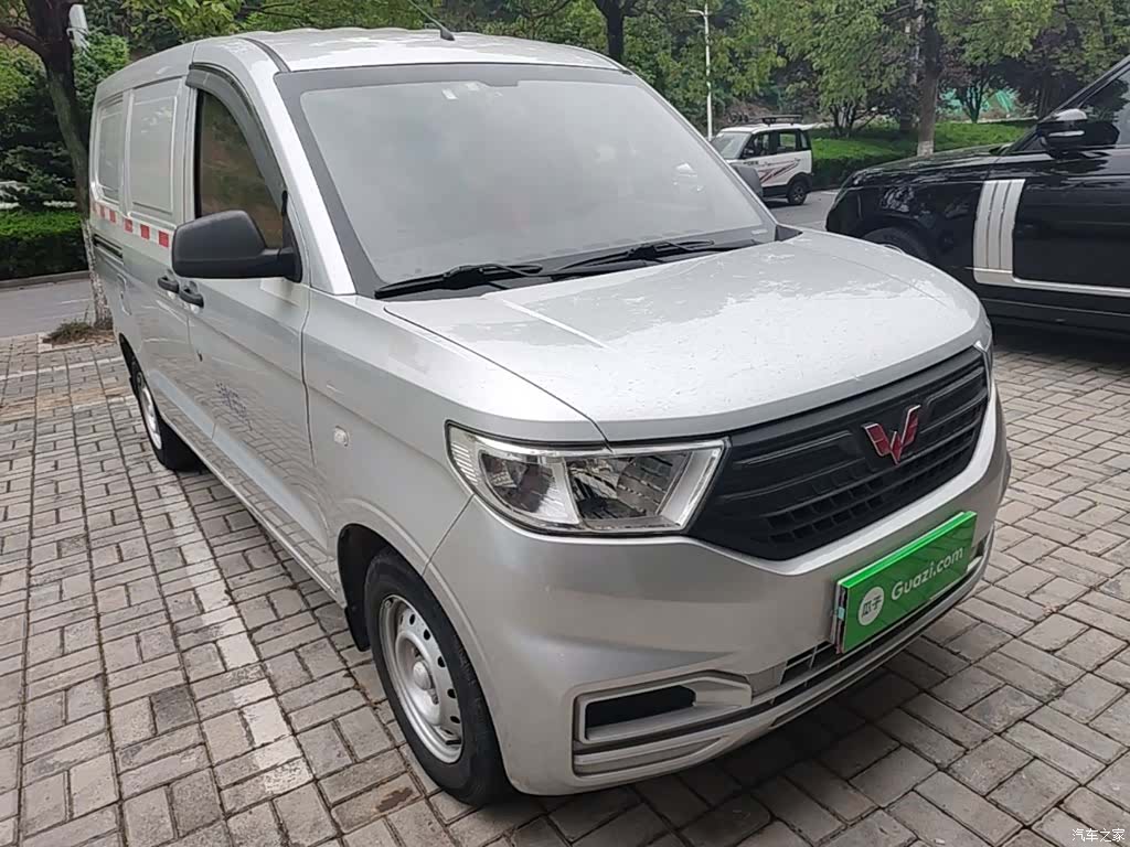 Wuling Hongguang, 2020 4