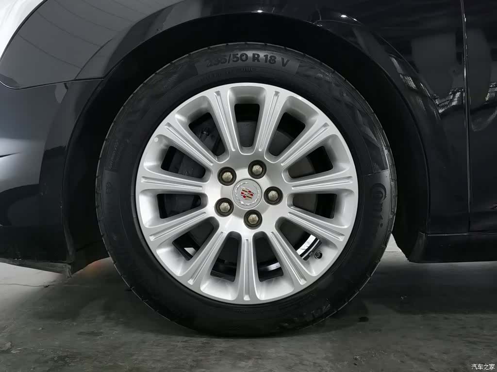Cadillac XTS, 2015 17