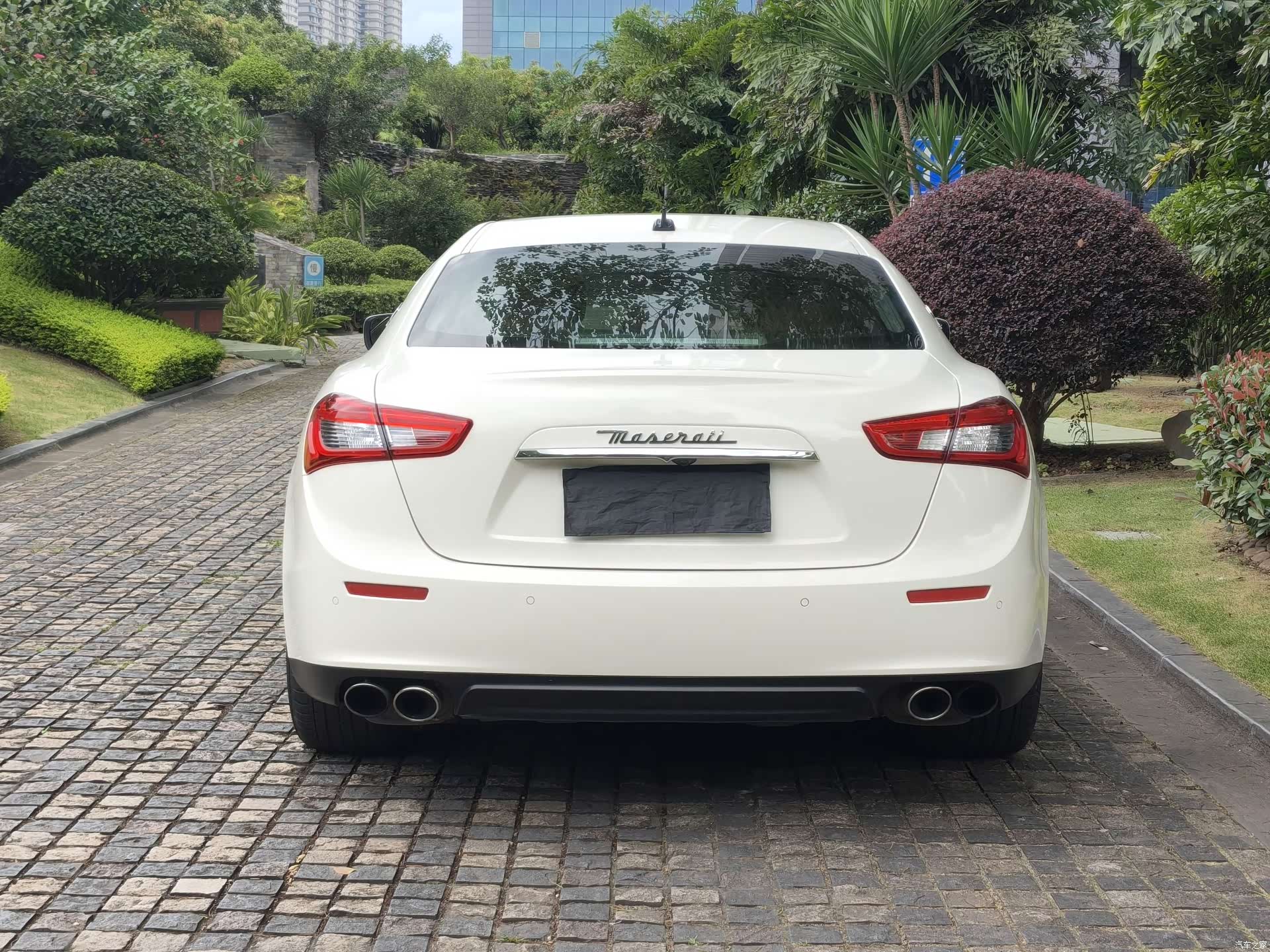 Maserati Ghibli, 2016 4