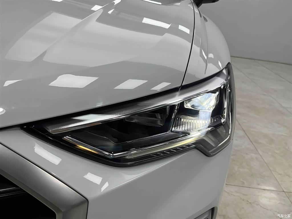 Audi Q3, 2023 18