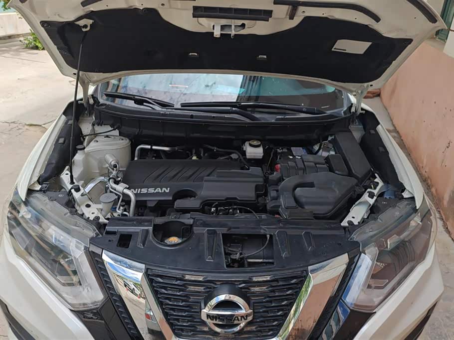 Nissan Qijun