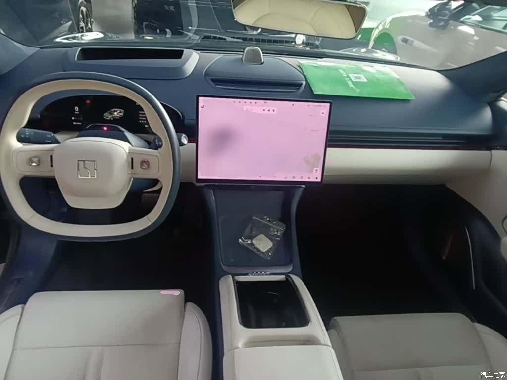 Zeekr 007, 2024 10